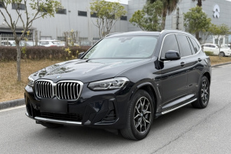 宝马X3 2022款 改款 xDrive25i M运动套装