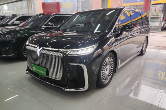 岚图汽车 岚图梦想家 2025款 PHEV 四驱旗舰鲲鹏版