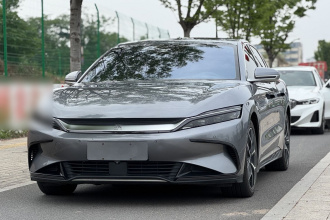 比亚迪 汉 2022款 EV 创世版 715KM前驱尊荣型