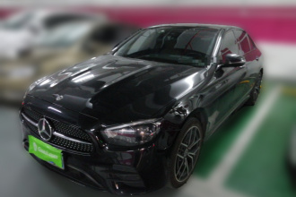 奔驰E级(进口) 2021款 改款 E 300 运动版