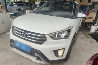 北京现代ix25 2015款 1.6L 自动两驱尊贵型DLX
