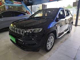Jeep 指南者 2021款 220T 自动精英版
