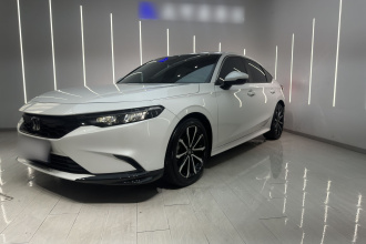 本田 型格 2023款 HATCHBACK 240TURBO CVT领潮版