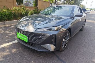 长安 逸动PHEV 2025款 智慧新蓝鲸 145KM 战舰版