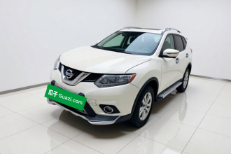 日产 奇骏 2015款 2.0L CVT舒适MAX版 2WD
