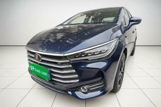比亚迪 宋MAX 2017款 1.5T 手动智联豪华型 7座