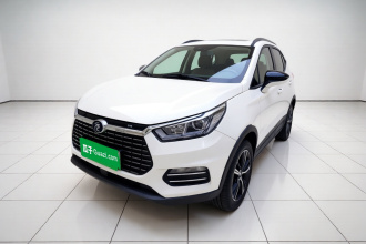 比亚迪 元新能源 2018款 EV360 智联创酷型