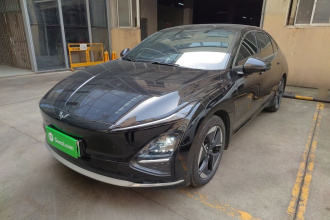 五菱汽车 五菱星光 2025款 610km 智能旗舰型