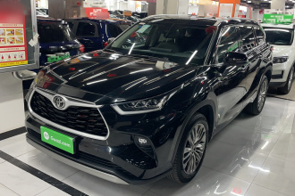 丰田 汉兰达 2022款 380T 四驱尊贵版 7座