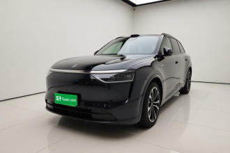 鸿蒙智行 问界M8 2025款 增程 Max+版 53.4kWh 5座版 (192线激光雷达）