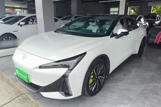 ARCFOX极狐 极狐 阿尔法S5 2024款 560MAX 185kW