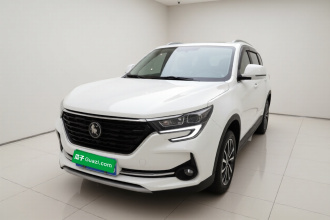 东风风行 风行T5 2022款 盛世款 1.5T 自动逐梦版五座