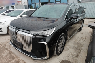 岚图汽车 岚图梦想家 2025款 PHEV 四驱旗舰鲲鹏版