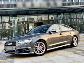 奥迪S6 2016款 S6 4.0TFSI