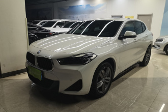 宝马X2 2022款 sDrive25i M运动套装