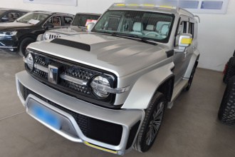 超境汽车 共创坦克300 2021款 2.0T 赛博坦克