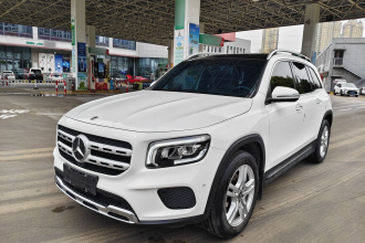 奔驰GLB 2022款 改款 GLB 200 动感型