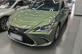 雷克萨斯ES 2021款 200 卓越版