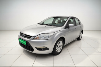 福特 福克斯 2013款 三厢经典 1.8L 自动基本型