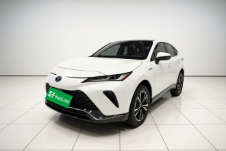 丰田 威飒 2022款 双擎 2.5L CVT两驱尊贵版
