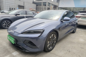 比亚迪 海豹 2023款 冠军版 700km 尊贵型