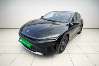 宝骏享境 2025款 插混 140km标准版