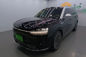 鸿蒙智行 问界M9 2024款 增程 Ultra版 42kWh 6座版