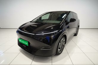 小鹏X9 2024款 640四驱高性能Max