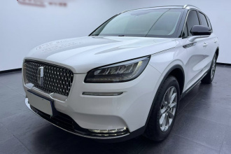 林肯 冒险家 2021款 2.0T 两驱尊享版