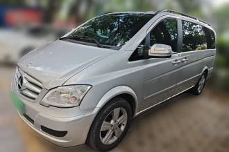 奔驰 唯雅诺 2013款 3.0L 礼遇版