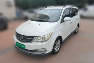 宝骏730 2016款 1.5L 手动豪华型 7座
