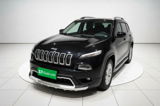Jeep 自由光 2016款 2.0L 优越版