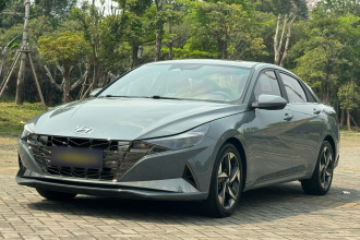 现代 伊兰特 2021款 240TGDi DCT LUX尊贵版