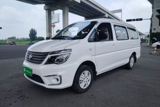 东风风行 菱智 2019款 M5L 1.6L 7座基本型 国VI