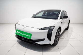 红旗EH7 2024款 760 Pro+ 四驱版