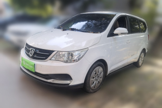 宝骏730 2019款 1.5L 手动超值型 7座 国VI