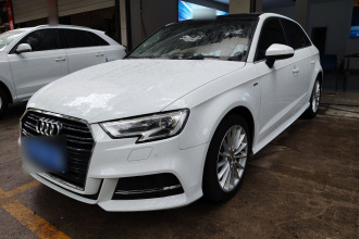 奥迪A3 2018款 30周年年型 Sportback 35 TFSI 时尚型
