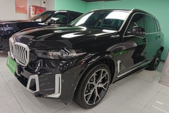 宝马X5 2023款 xDrive 30Li 尊享型M运动套装