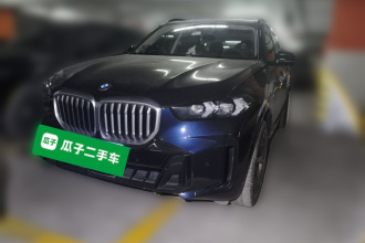 宝马X5 2023款 xDrive 30Li 尊享型M运动曜夜套装