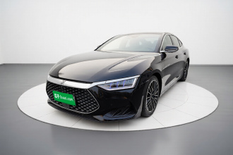 比亚迪 汉 2024款 DM-i 荣耀版 121KM 尊荣型