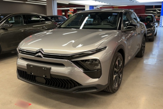 雪铁龙 凡尔赛C5 X 2025款 1.6T 海外版