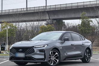 福特 蒙迪欧 2022款 改款 EcoBoost 245 ST-Line