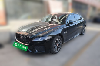 捷豹XFL 2022款 XFL 2.0T P250 两驱精英运动版