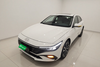现代 伊兰特 2023款 1.5L CVT GLX精英版
