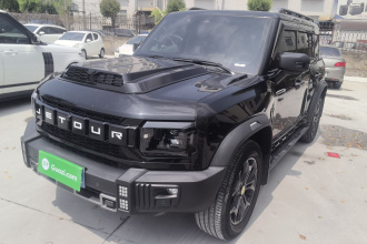 捷途旅行者 2023款 2.0T 四驱穿越PRO