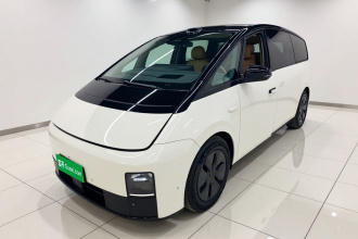 理想汽车 理想MEGA 2025款 Home 家庭特别版
