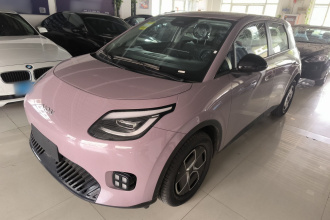 埃安 AION UT 2025款 330星辉版