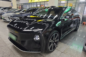 蔚来ET9 2025款 102kWh 签名版