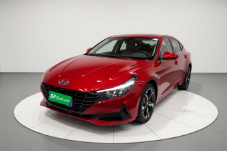 现代 伊兰特 2022款 1.5L CVT LUX尊贵版