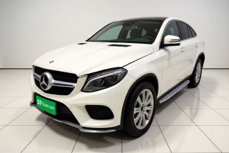 奔驰GLE轿跑 2017款 GLE 320 4MATIC 轿跑SUV